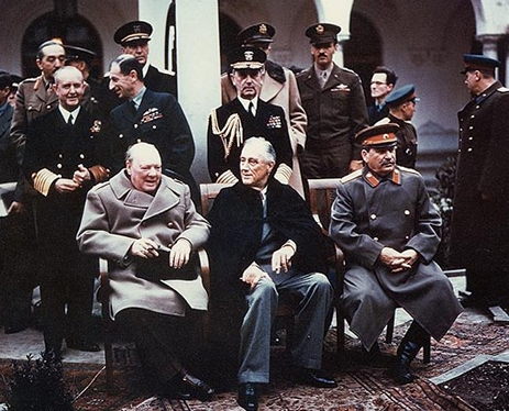 Churchill, Roosevelt y Stalin en Yalta