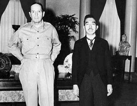 MacArthur e Hirohito