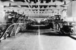 Fábrica de automóviles en 1929. Ampliar imagen