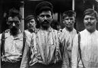 Obreros industriales. 1908. Ampliar imagen